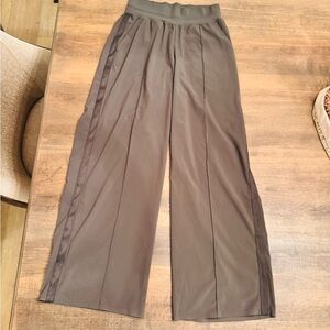 Athleta Wide Leg Pants in Brown